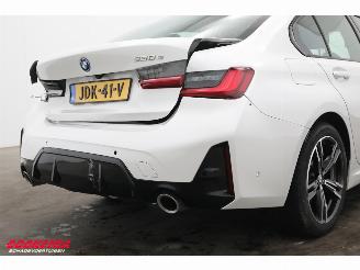 BMW 3-serie 330e M-Sport Schuifdak Leder LED Navi Clima Cruise Camera SHZ picture 9