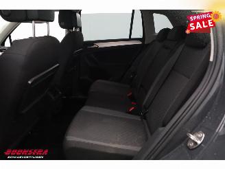 Volkswagen Tiguan 1.5 TSI ACT Comfortline Business Navi Airco Cruise PDC AHK picture 20