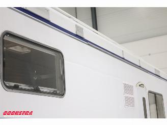 Niesmann+Bischoff  Flair 2.8 JTD Solar TV Hefbed Dwarsbed Leder AHK picture 7