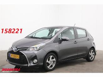 krockskadad bil auto Toyota Yaris 1.5 Hybrid Lease Navi Clima Cruise Camera AHK 79.788 km! 2015/10
