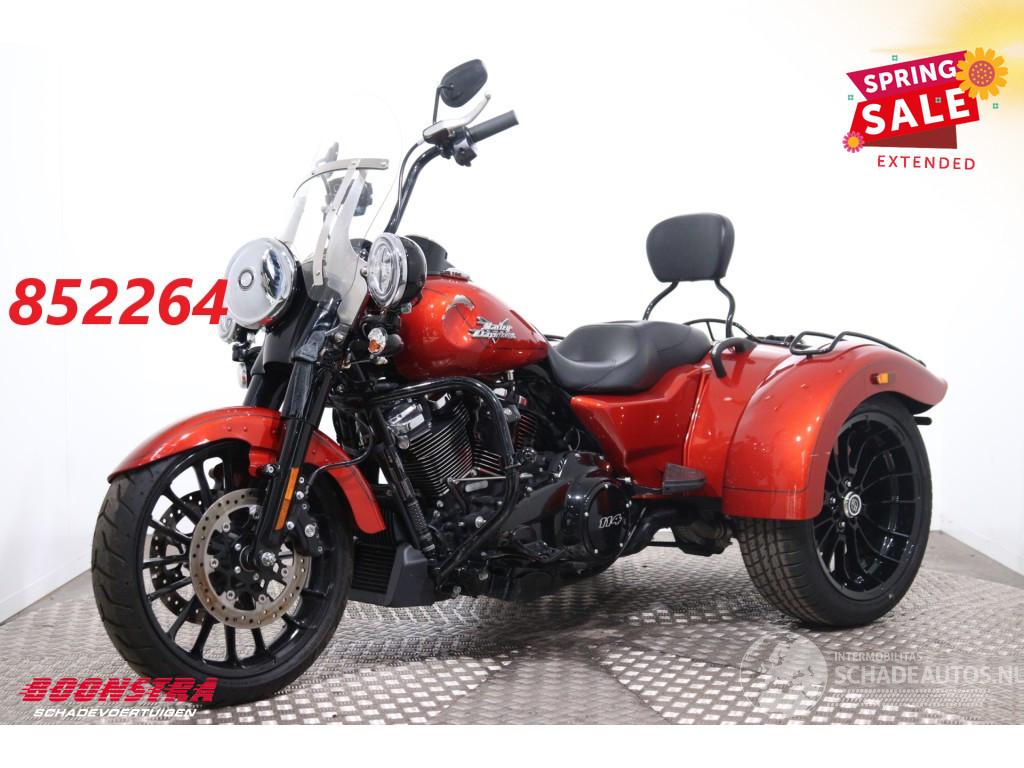 Harley-Davidson  FLRT Freewheeler 114 1.398 km!