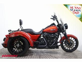 Harley-Davidson  FLRT Freewheeler 114 1.398 km! Tri Glide picture 7