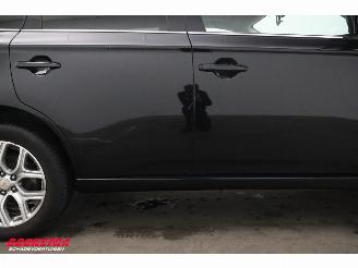 Mitsubishi Outlander 2.0 PHEV Instyle 4WD Leder Schuifdak Navi Clima Cruise SHZ AHK picture 6