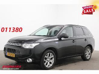 skadebil auto Mitsubishi Outlander 2.0 PHEV Instyle 4WD Leder Schuifdak Navi Clima Cruise SHZ AHK 2014/3