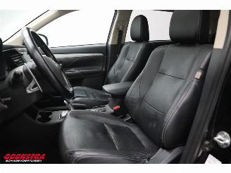 Mitsubishi Outlander 2.0 PHEV Instyle 4WD Leder Schuifdak Navi Clima Cruise SHZ AHK picture 13