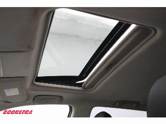 Mitsubishi Outlander 2.0 PHEV Instyle 4WD Leder Schuifdak Navi Clima Cruise SHZ AHK picture 16