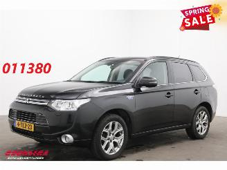 skadebil auto Mitsubishi Outlander 2.0 PHEV Instyle 4WD Leder Schuifdak Navi Clima Cruise SHZ AHK 2014/3