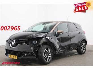 skadebil auto Renault Captur 0.9 TCe Dynamique Navi Clima Cruise PDC AHK 2017/1