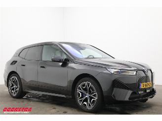 BMW iX xDrive40 77 kWh Pano LED ACC H/K Memory 360° AHK picture 2