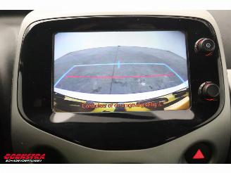 Toyota Aygo 1.0 VVT-i x-play Aut. Airco Camera Bluetooth 98.797 km! picture 15