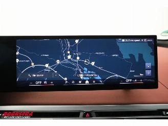 BMW iX xDrive M70 112 kWh Pano LED ACC B&W Memory 360° AHK picture 34