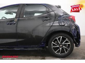 Toyota Yaris 1.5 Hybrid First Edition LED ACC Navi Clima Camera picture 11