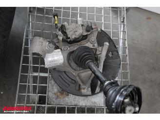 Volvo C-40 Recharge Plus 69 kWh Pano LED ACC Camera LRHZ AHK picture 37