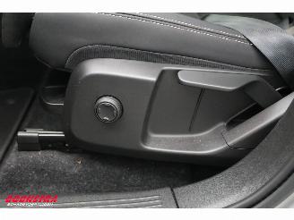 Volvo C-40 Recharge Plus 69 kWh Pano LED ACC Camera LRHZ AHK picture 31