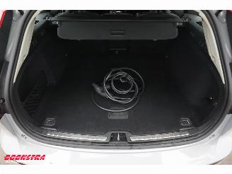 Volvo V-60 T6 Plug-in hybrid AWD Essential Bright LED ACC Navi Camera LRHZ AHK picture 31