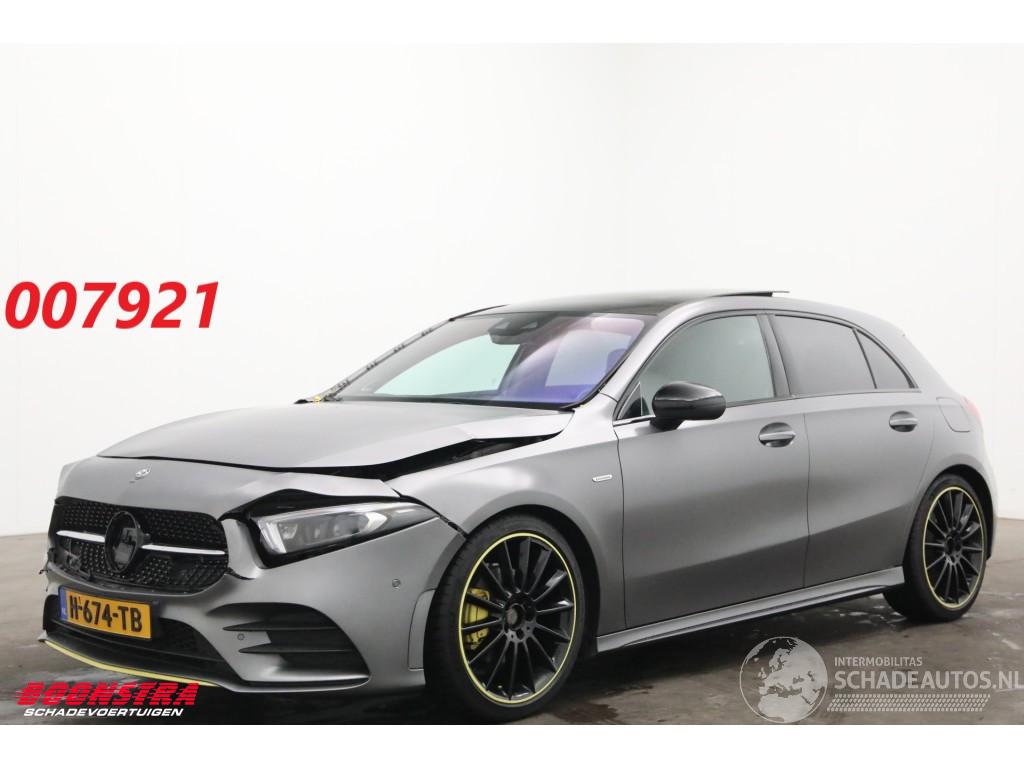 Mercedes A-klasse 200 7G-Tronic Edition AMG LED Schuifdak Burmester Camera SHZ
