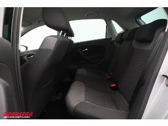 Volkswagen Polo 1.4 TDI 5-DRS Comfortline Navi Bluetooth Airco Cruise picture 10