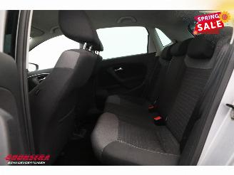 Volkswagen Polo 1.4 TDI 5-DRS Comfortline Navi Bluetooth Airco Cruise picture 10