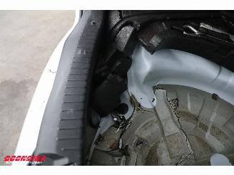 Nissan Qashqai 1.6 Connect Edition Pano 360° Navi Clima Cruise AHK 112.559 km! picture 20