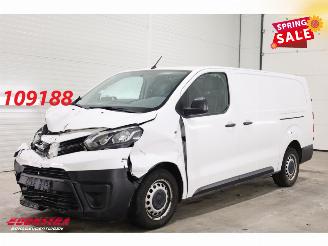 krockskadad bil bedrijf Toyota Proace 2.0 D-4D Cool Comfort Long 2X Schuifdeur Airco Cruise AHK 2017/11