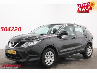 skadebil auto Nissan Qashqai 1.2 Visia Airco Cruise AHK 2015/12