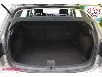 Volkswagen Golf 1.6 TDI Trendline BlueMotion Navi Bluetooth Airco Cruise picture 15