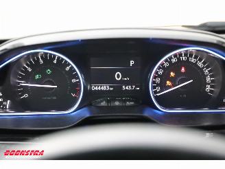 Peugeot 2008 1.2 PureTech Aut. Allure Navi Clima Cruise Camera 44.483 km! picture 18