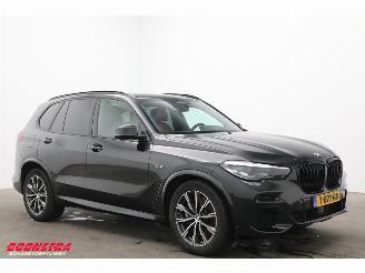 BMW X5 xDrive45e M-Sport Pano LED ACC Leder Memory HUD Camera Lucht AHK picture 2