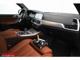 BMW X5 xDrive45e M-Sport Pano LED ACC Leder Memory HUD Camera Lucht AHK picture 14