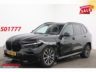 skadebil auto BMW X5 xDrive45e M-Sport Pano LED ACC Leder Memory HUD Camera Lucht AHK 2023/6