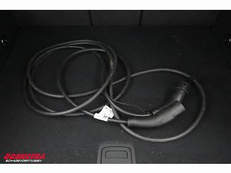 Porsche Macan 4 100 kWh LED Memory 360° SHZ picture 38