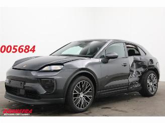 skadebil auto Porsche Macan 4 100 kWh LED Memory 360° SHZ 2025/3