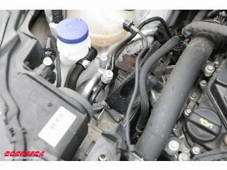 Peugeot 208 1.2 PureTech Active Pack Navi Airco Cruise PDC picture 13