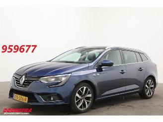 uszkodzony samochody osobowe Renault Mégane Estate 1.5 dCi Aut. Bose LED ACC Schuifdak HUD Massage Camera AHK 2017/5
