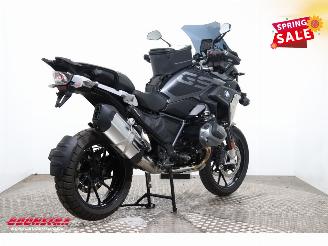 BMW R 1250 GS Triple Black 3X Pakket Cruise Heizgriffe 3.596 km!! picture 3