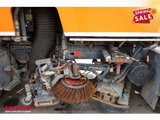 MAN TGM 18.240 Bucher Optifant 70 Kehrmaschine picture 9