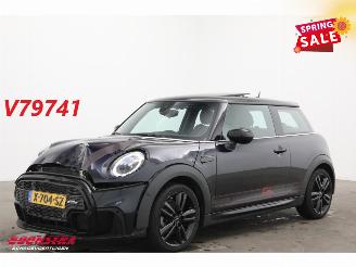 skadebil auto Mini Mini 1.5 Cooper Aut. JCW Pano LED Leder Cruise Camera SHZ 2024/1