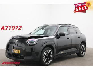 uszkodzony samochody osobowe Mini Mini E Classic L 42.5 kWh Pano LED ACC H/K HUD 360° LRHZ 2025/2