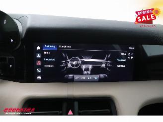 Porsche Taycan 79 kWh Pano LED Leder Cruise SHZ picture 23