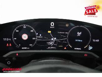 Porsche Taycan 79 kWh Pano LED Leder Cruise SHZ picture 17