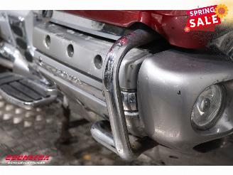 Honda GL 1800 Gold Wing GL 1800 Gold Wing Dual C-ABS Deluxe Cruise Radio Reverse picture 13