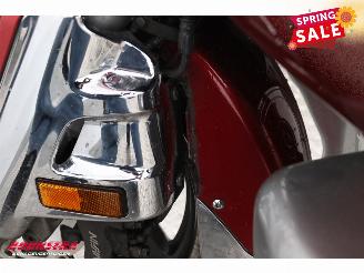 Honda GL 1800 Gold Wing GL 1800 Gold Wing Dual C-ABS Deluxe Cruise Radio Reverse picture 14