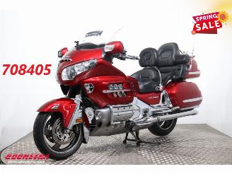 skadebil motor Honda GL 1800 Gold Wing GL 1800 Gold Wing Dual C-ABS Deluxe Cruise Radio Reverse 2008/1