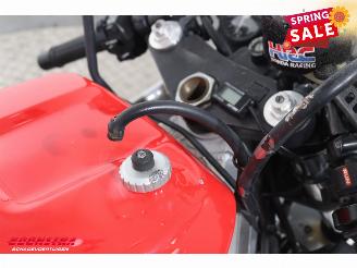 Honda VFR 400 R picture 14