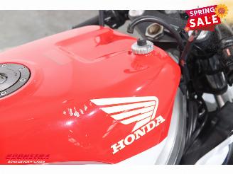 Honda VFR 400 R picture 13