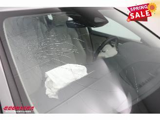 Volvo V-60 2.0 B3 Momentum Advantage LED ACC Leder Apple/Android LRHZ AHK picture 6