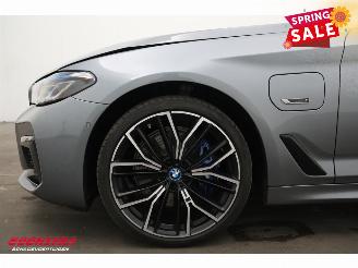 BMW 5-serie 520e M-Sport LED Schuifdak Memory HUD H/K Camera SHZ picture 16