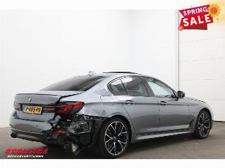 BMW 5-serie 520e M-Sport LED Schuifdak Memory HUD H/K Camera SHZ picture 3