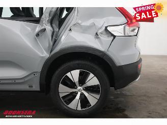 Volvo XC40 2.0 B3 Core LED Leder Apple/Android Camera SHZ LRHZ 9.766 km! picture 8