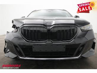 BMW 5-serie Touring 520d M-Sport Pro Pano LED ACC HUD 360° Memory H/K Ventilatie picture 9